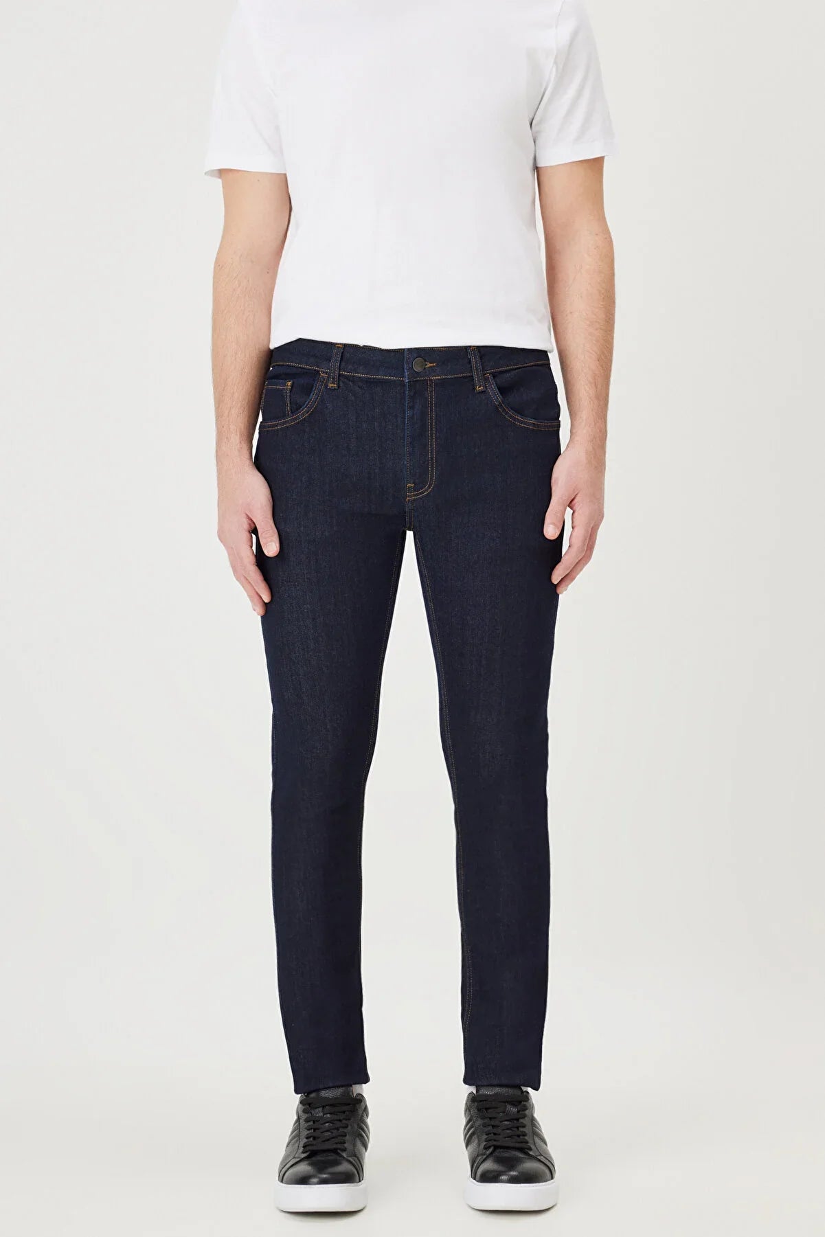DARK NAVY BLUE