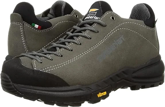 - ​​Christmas pet Christmas clothingMen's Free Blast Gtx Shoe